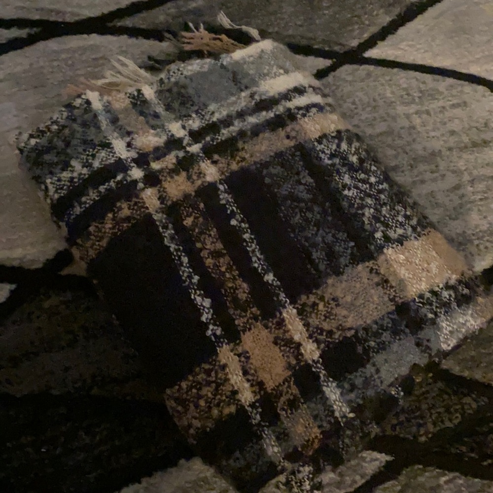 Oversized pattern scarf!